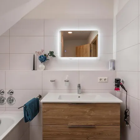 Josef Apartmán *